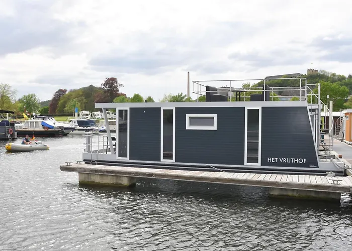 Cozy floating boatlodge Het Vrijthof